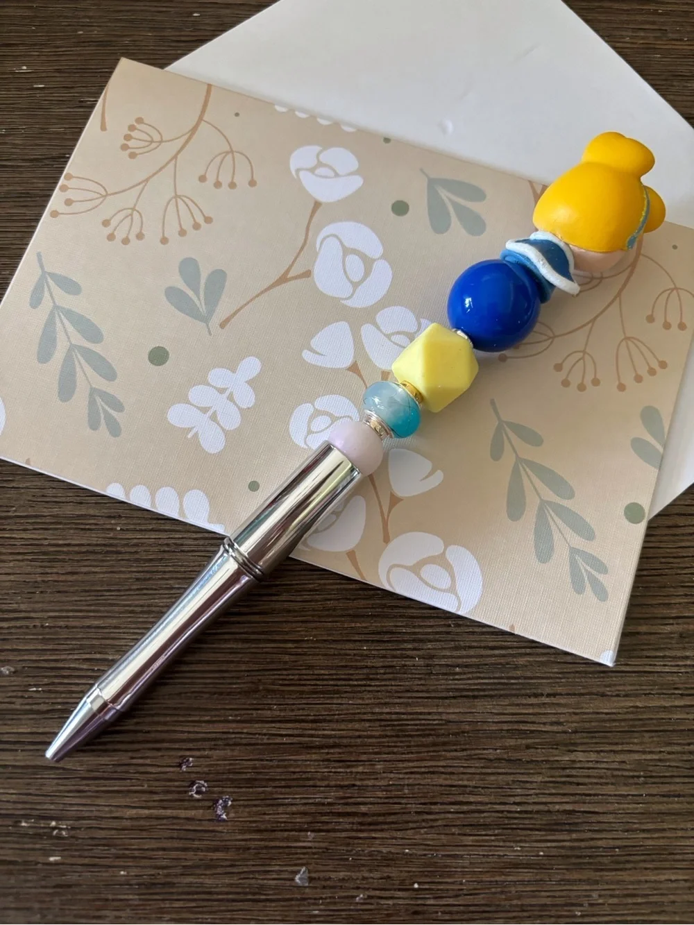 Disney Doorables: Cinderella: Cinderella Winter handmade beaded pen
